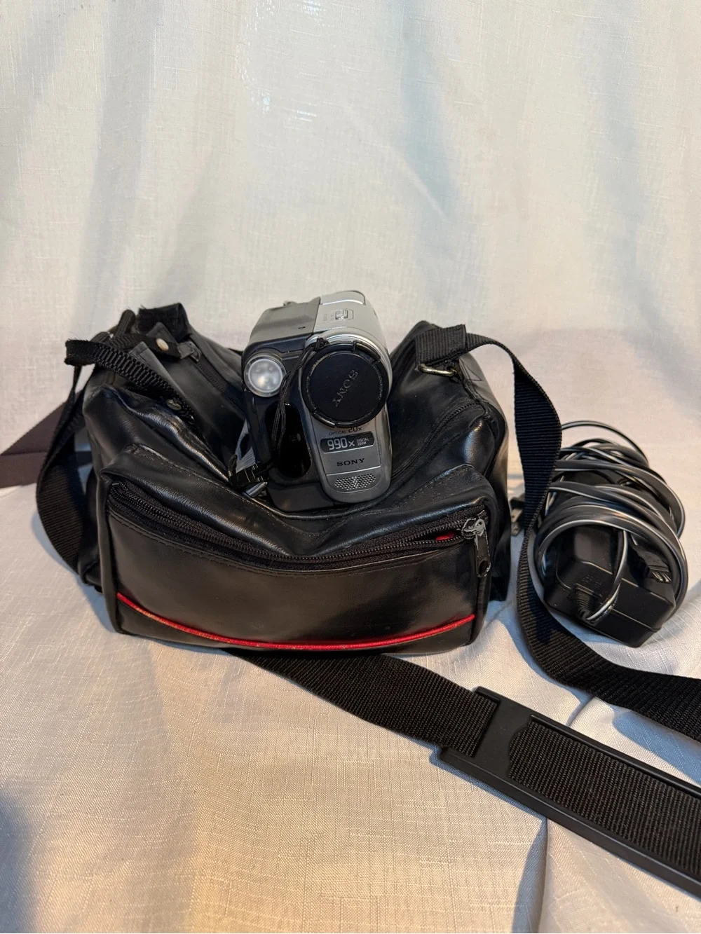Sony Silver Handycam Video Hi8 Camcorder